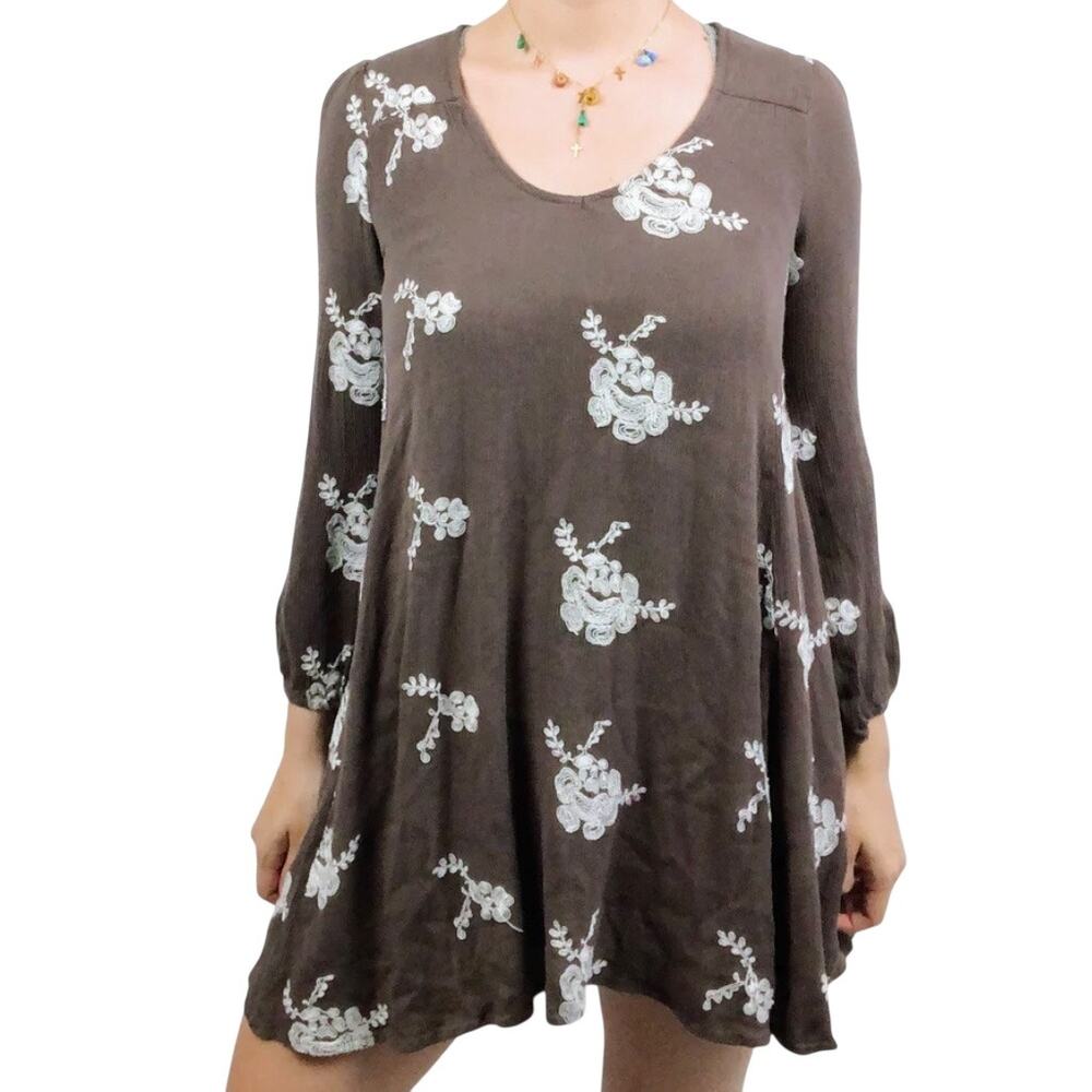 Altar'd State Boho Floral Embroidered Dress XS - Picture 3 of 15
